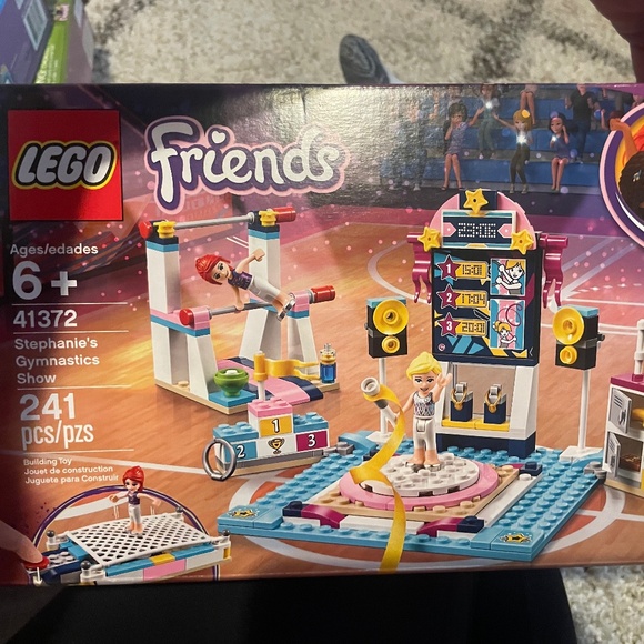 Huge Lego Friends lot - Picture 5 of 10
